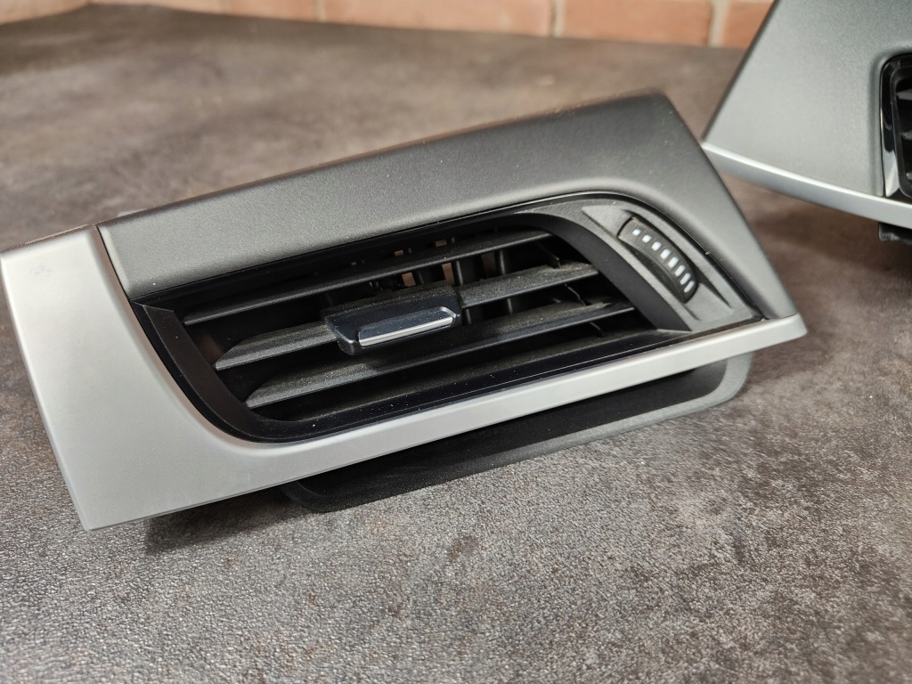 фото №7, Декори накладки декоративні панелі сірі ґрати обдув амбiєнтне bmw f48 x1 f39 x2