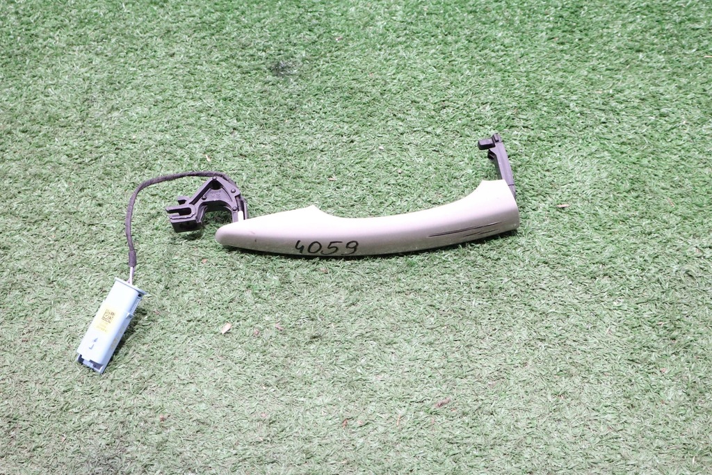 фото №1, Ручка перед левый peugeot 308 ii 13-21 981608347