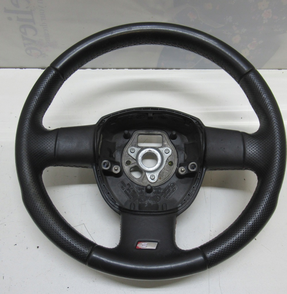 фото №1, Audi a3 8p 07r повітропровід шкіра s-line