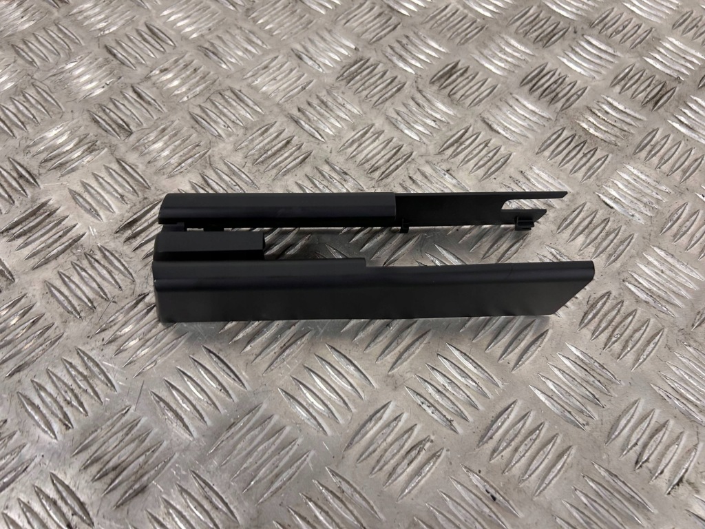 фото №1, Часть салона tesla model x 106235800a