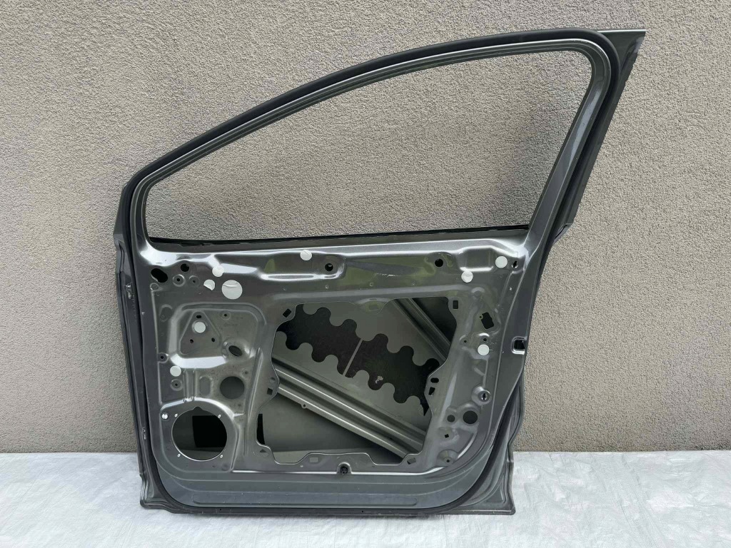 фото №3, Дверь передние правое skoda enyaq 5la