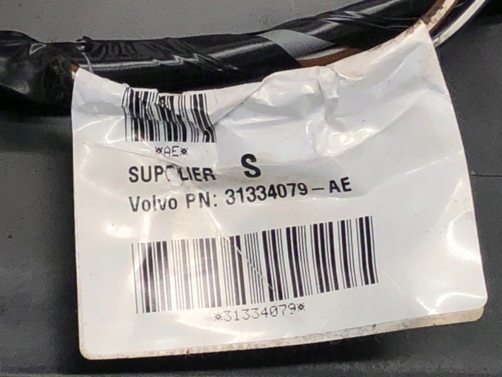 фото №8, Туннель средний volvo v40 хэтчбек 01302307