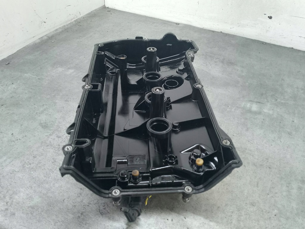 Кришка клапанів ds 4 i v758239780 1.6 thp Київ