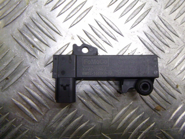 фото №1, Ford ecosport mk2 ii датчик модуль усилитель 8m5t-15k603-ka