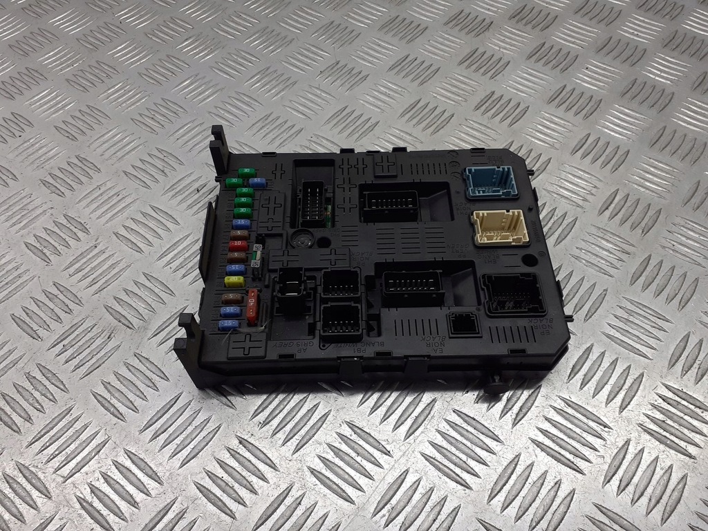 фото №1, Коробка модуль bsi peugeot 307 sw 2.0 16v 9664969380