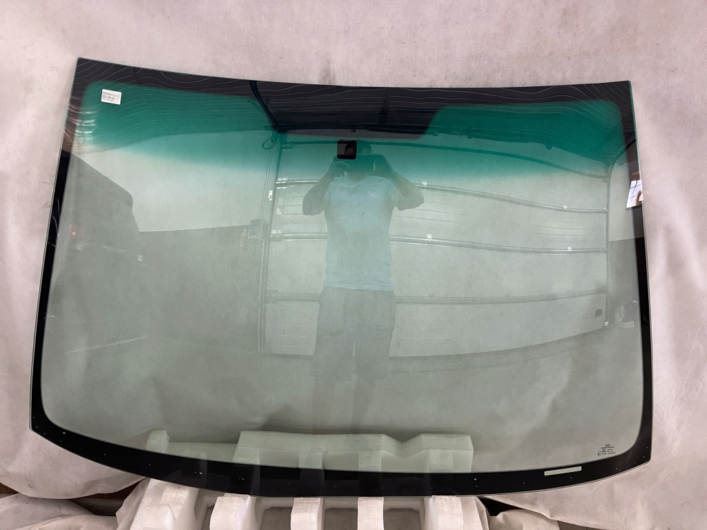 Купить Toyota echo 3d стекло передняя новая 1999-2005