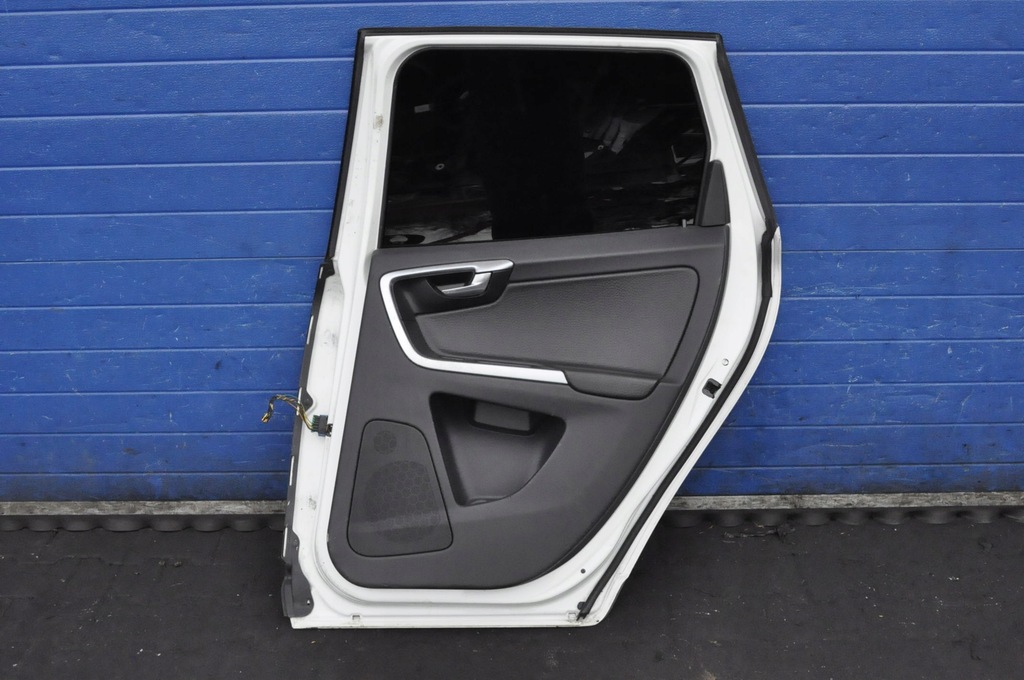 фото №6, Volvo xc60 i двері праве задні правий задня 614 повний