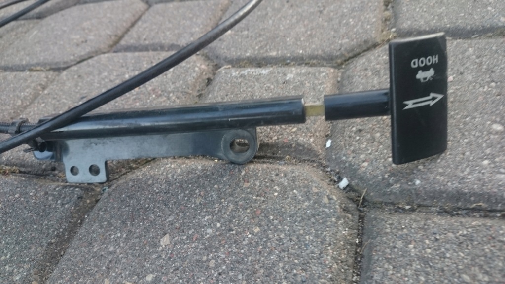 фото №2, Трос ручка капот ford mustang v 05-12r.