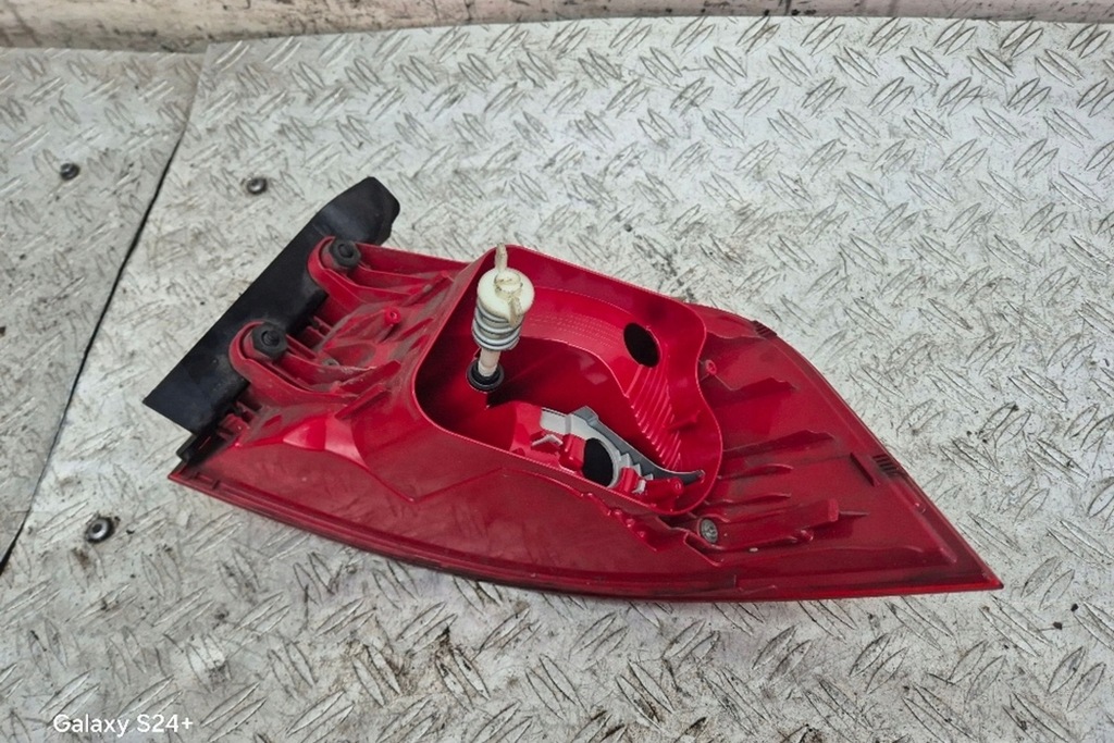 фото №12, Лампа левая задняя vw passat variant b7 365 3af945096c 2.0l дизель 103kw