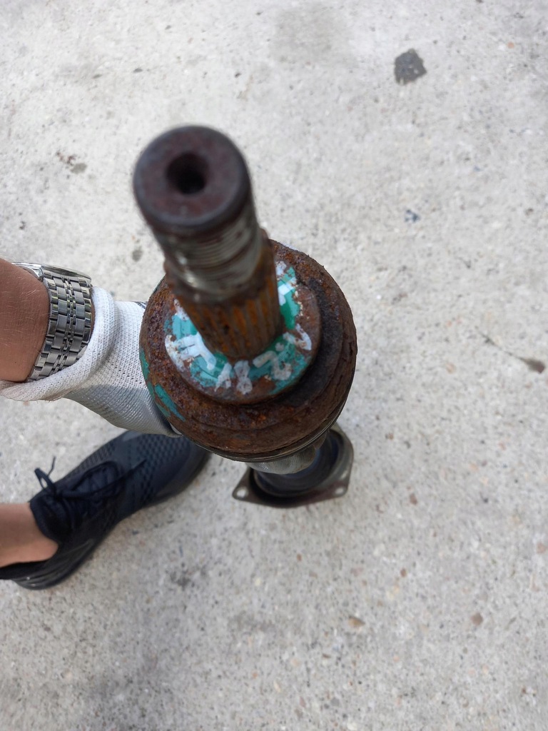 фото №7, Приводной вал короткий левая renault twingo ii 1.2 8v 07-14