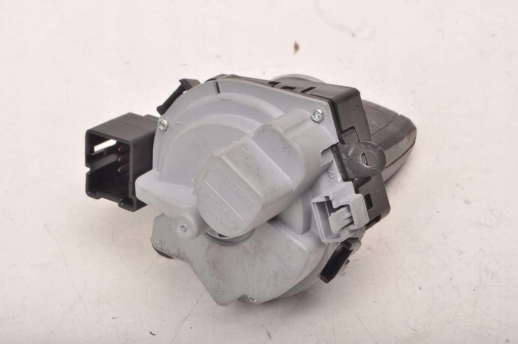 фото №6, Volvo c30 s40 v50 c70 замок зажигания ключ p0 30737156