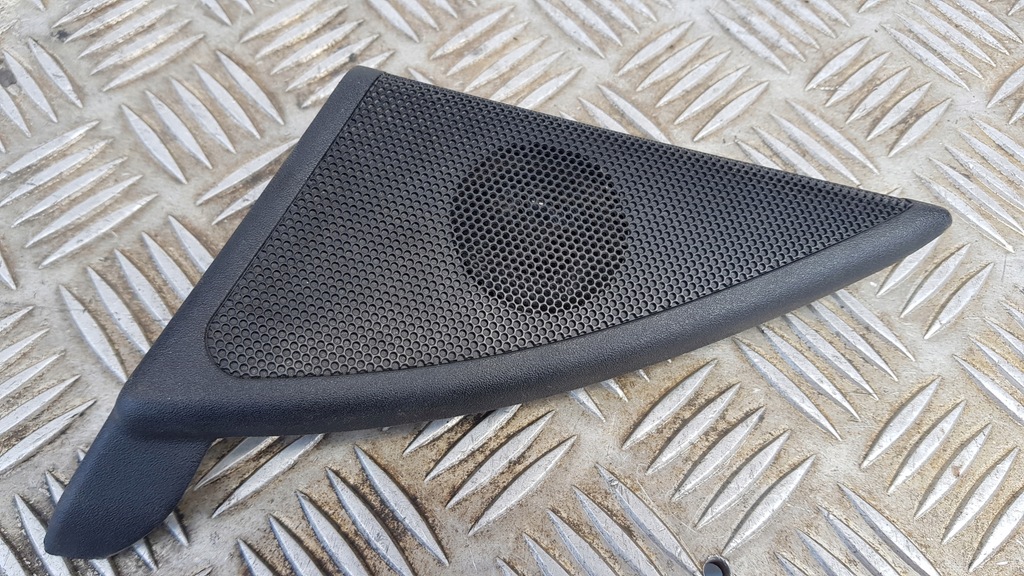 фото №15, Треугольник защита зеркало mercedes-benz оригинальный номер треугольник защита зеркало a2037200248