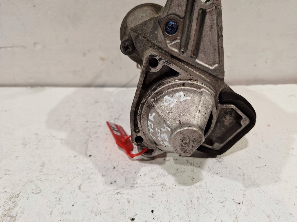 Стартер 233000779r dacia sandero 2 0.9 tce 12- в Україні