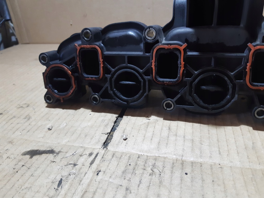 фото №11, Audi a1 8x 1.6 tdi колектор всмоктуючий 03l129711aq