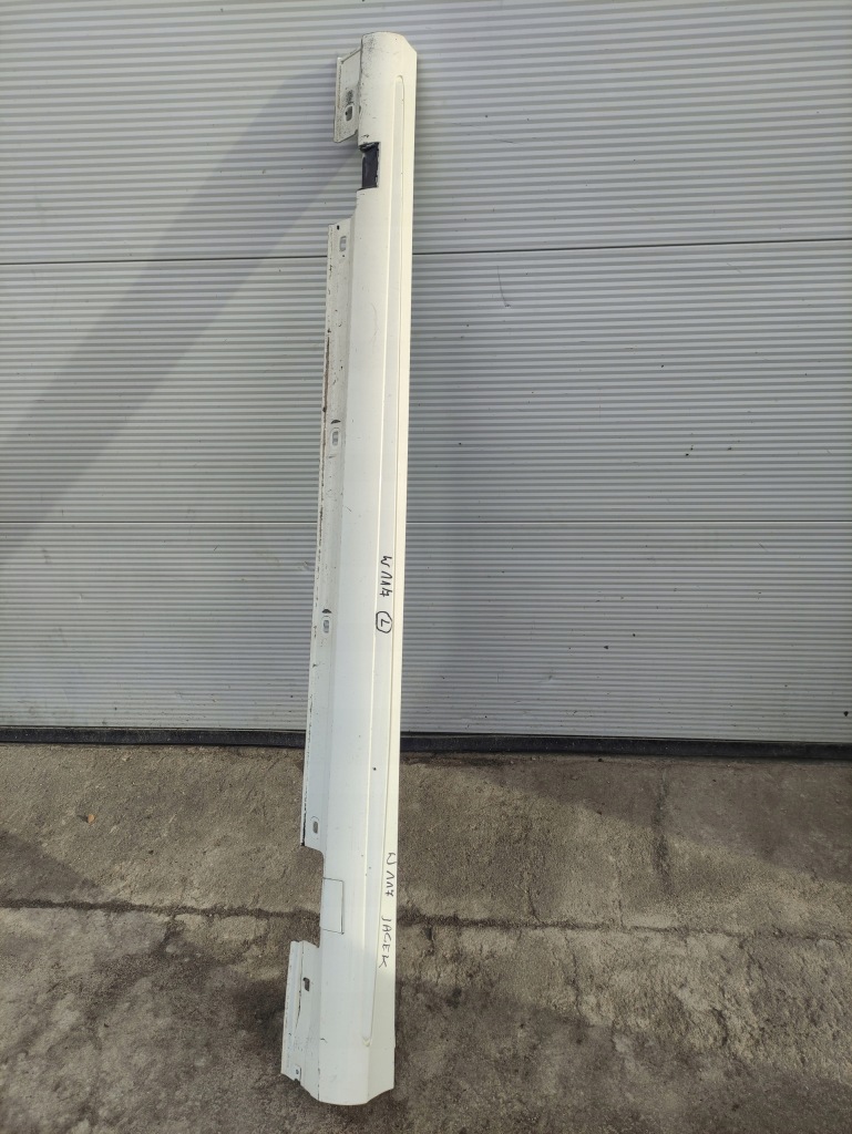 фото №1, Mercedes w117 cla молдинг порог левая a1766980054