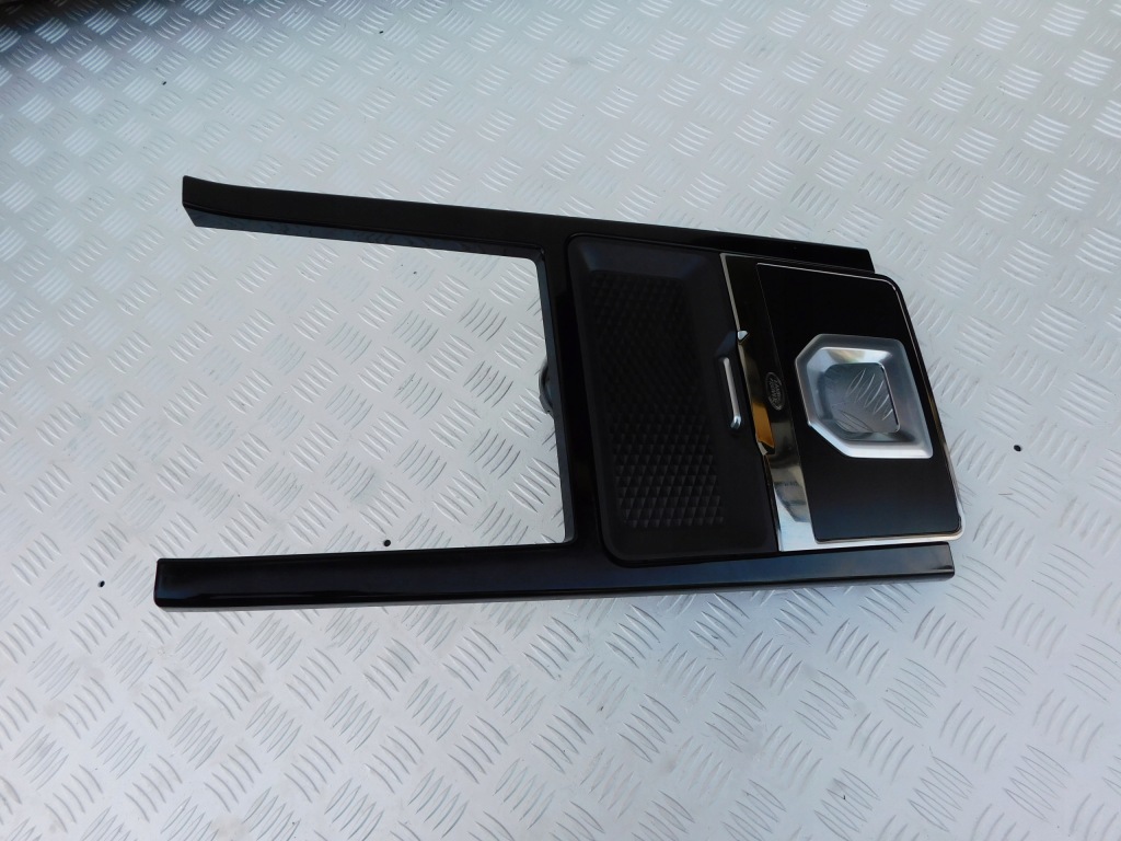 фото №1, Land rover evoque discovery пластик средний консоли кронштейн чашка