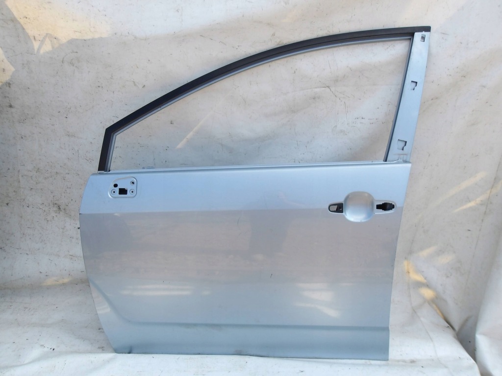 фото №1, Двері ліва перед передні toyota corolla verso ii e12 8s1 w344