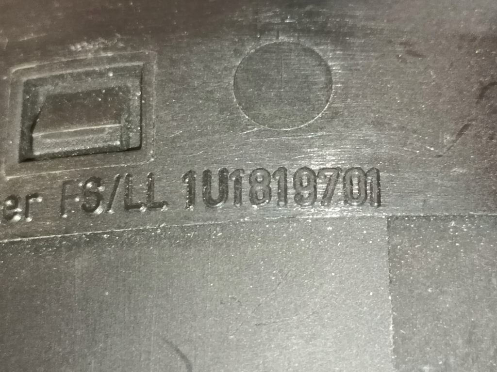 фото №7, Решётка обдув skoda octavia i 1u1819701