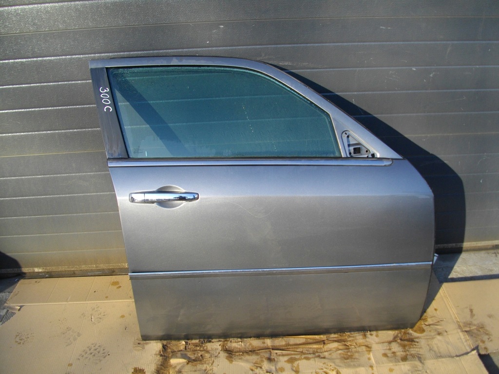 фото №1, Двері передні праве chrysler 300c повний