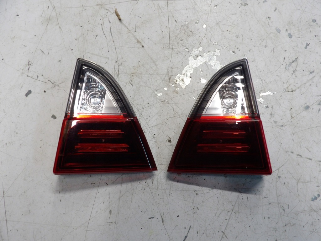 фото №1, Відбивачі задній кришки renault megane iii 3 cabrio