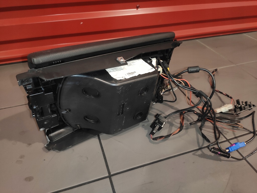 фото №12, Bmw 7 f01 f02 підлокітник бардачок телефон чорний шкіра стан bdb