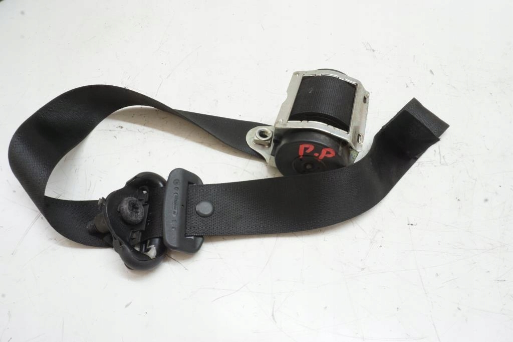 Купить Ремень безопасности правый  перед opel astra h gtc