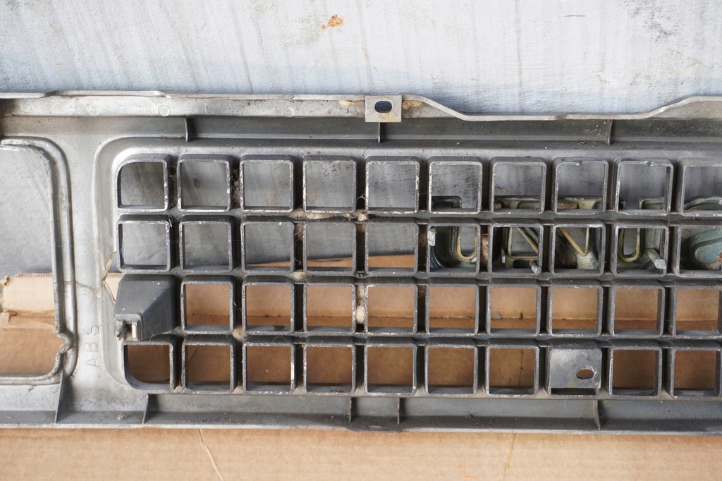 фото №11, Isuzu trooper решітка радіатора решітка радіатора 84-91r