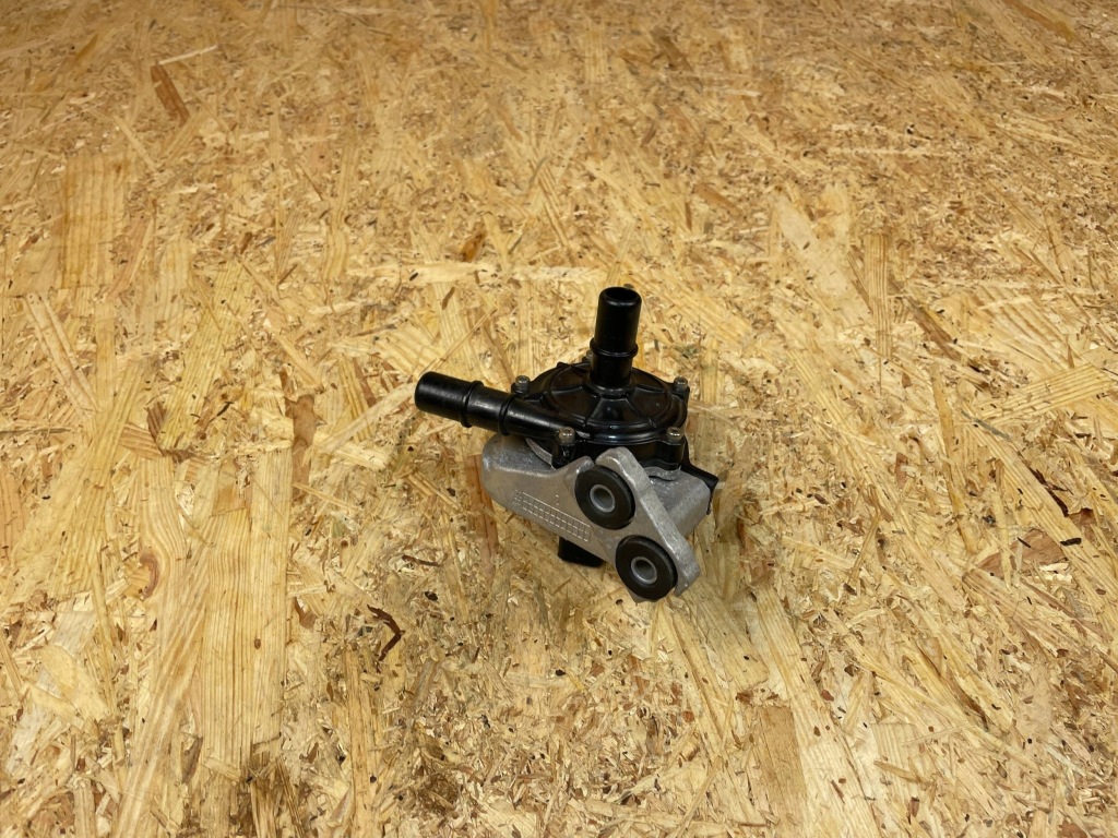 фото №7, Дополнительная насос воды hyundai santa fe iv 375w5-p4500 lift 2021-