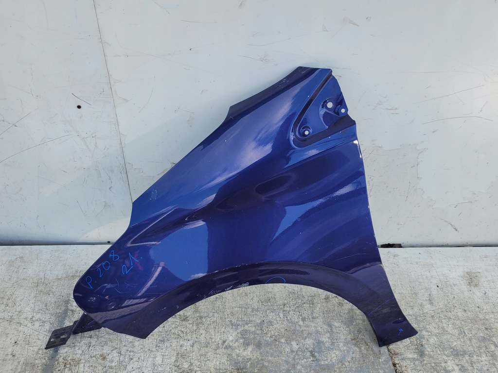 фото №1, Peugeot 208 крила лівий перед передній