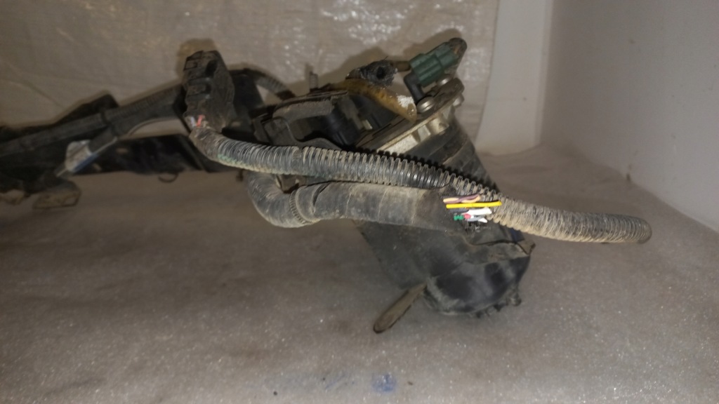 Trafic b talento vivaro iii кронштейн корпус фильтра топлива кронштейн Недорого