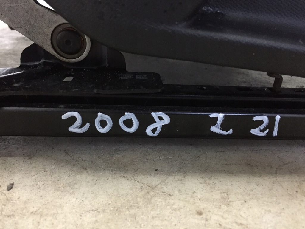 фото №8, Peugeot 2008 ii 2021 сидіння сидіння комплект напівшкіра