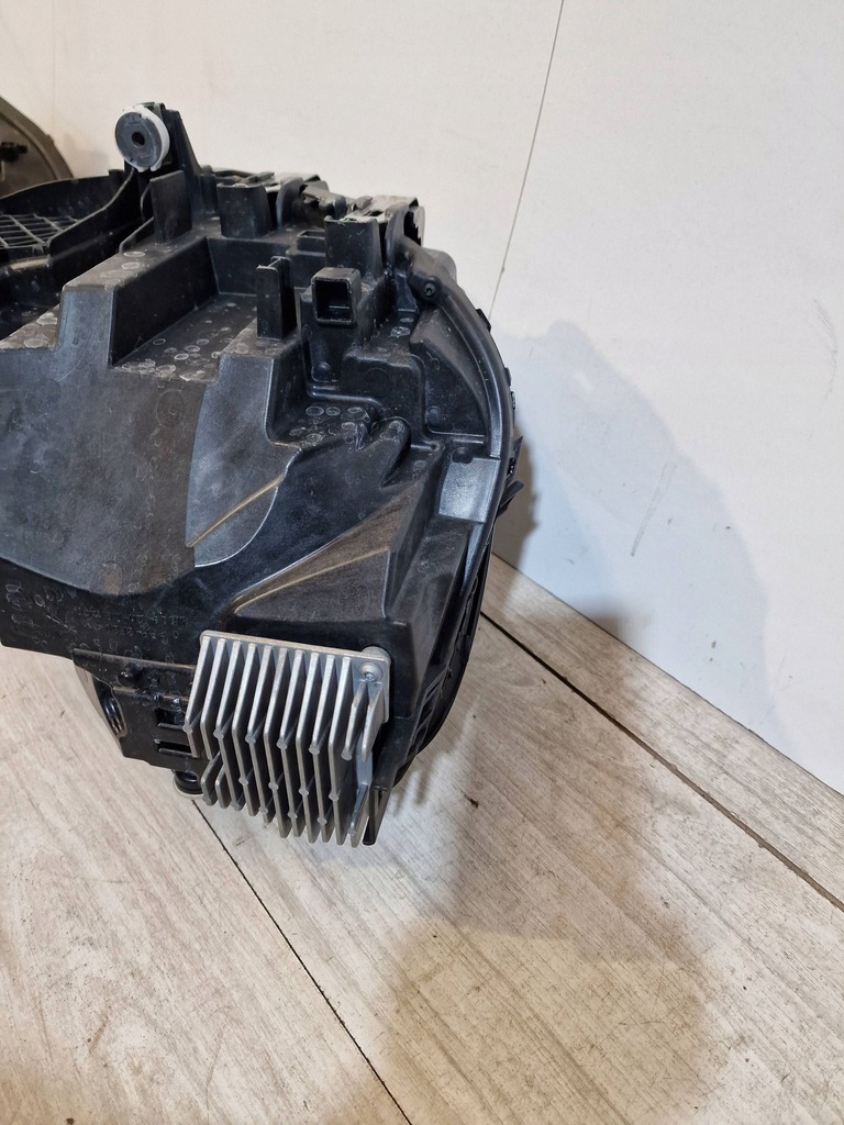 фото №12, Лампа led bmw 2 g42 gold 5a320f3 5a320f4