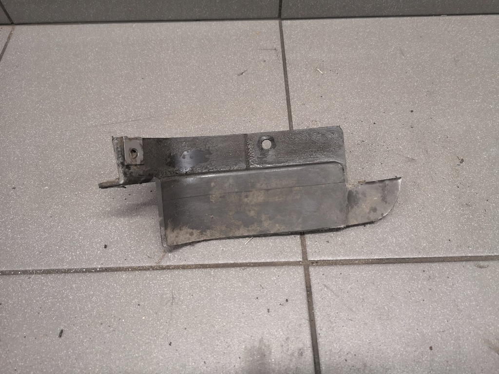 фото №1, Бризковик спойлер підкрилок a4 b6 cabrio 8h0853834