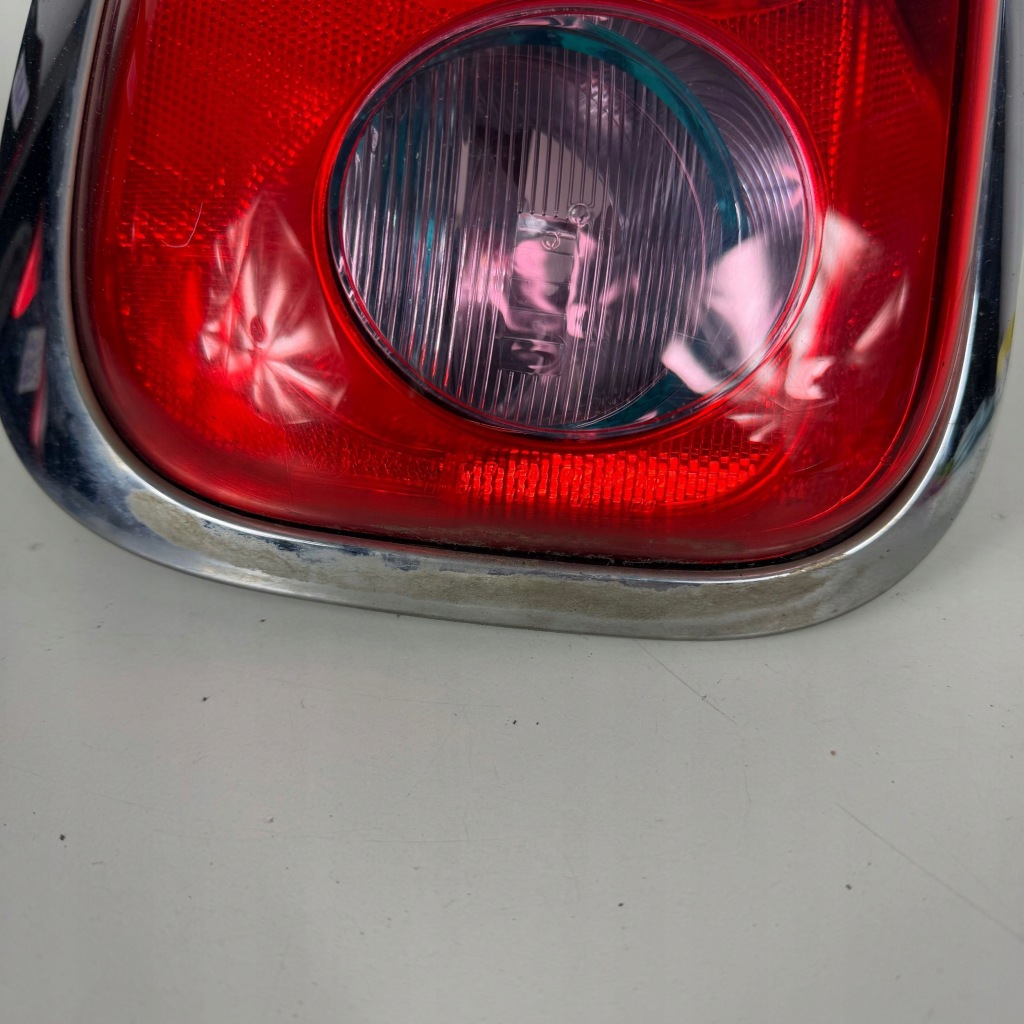 Лампа левый задний  левая задняя mini countryman r60 оригинальный номер оригинал 9808153 в Украине