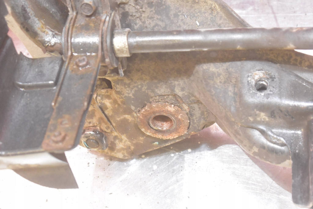 фото №6, Підрамник балка підрамник підрамник перед kia cerato 1 i 1.5 crdi 04-06