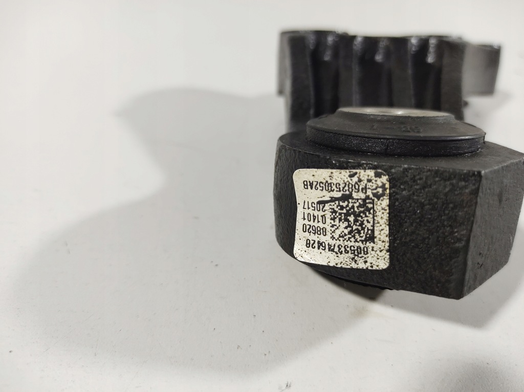 фото №11, Jeep compass 1.4 b 17r- кронштейн подушка коробки