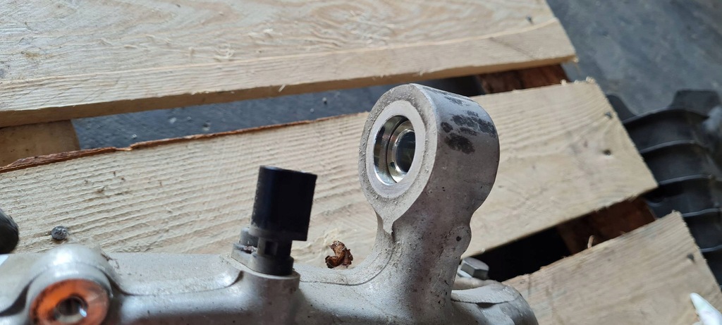 фото №12, Sq8 4m rsq8 q8 поворотний кулак права правий перед 24r 4m0407254k sq7 4m q7