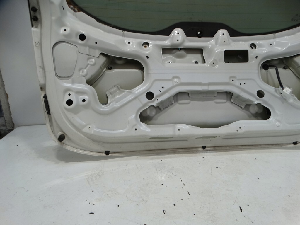 фото №13, Крышка багажника багажника задняя kia carens iv 13-19r. kod : d1