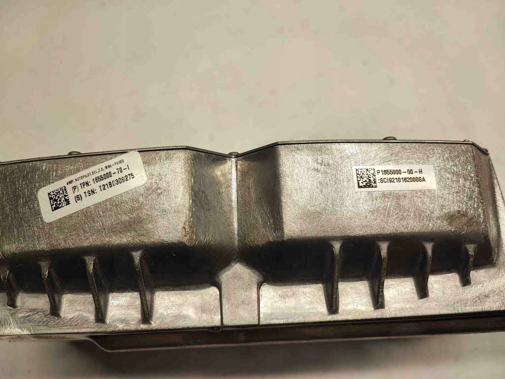 Tesla model x autopilot module self driving блок управления p1655000-00-h 2017 Оригинал