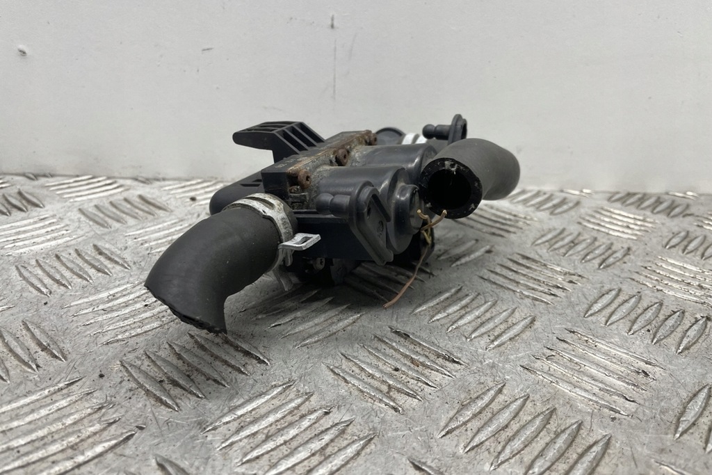 фото №9, Клапан радіатора обігрівача bmw 7 f01, f02 9119164 3.0l дизель 180kw 2012