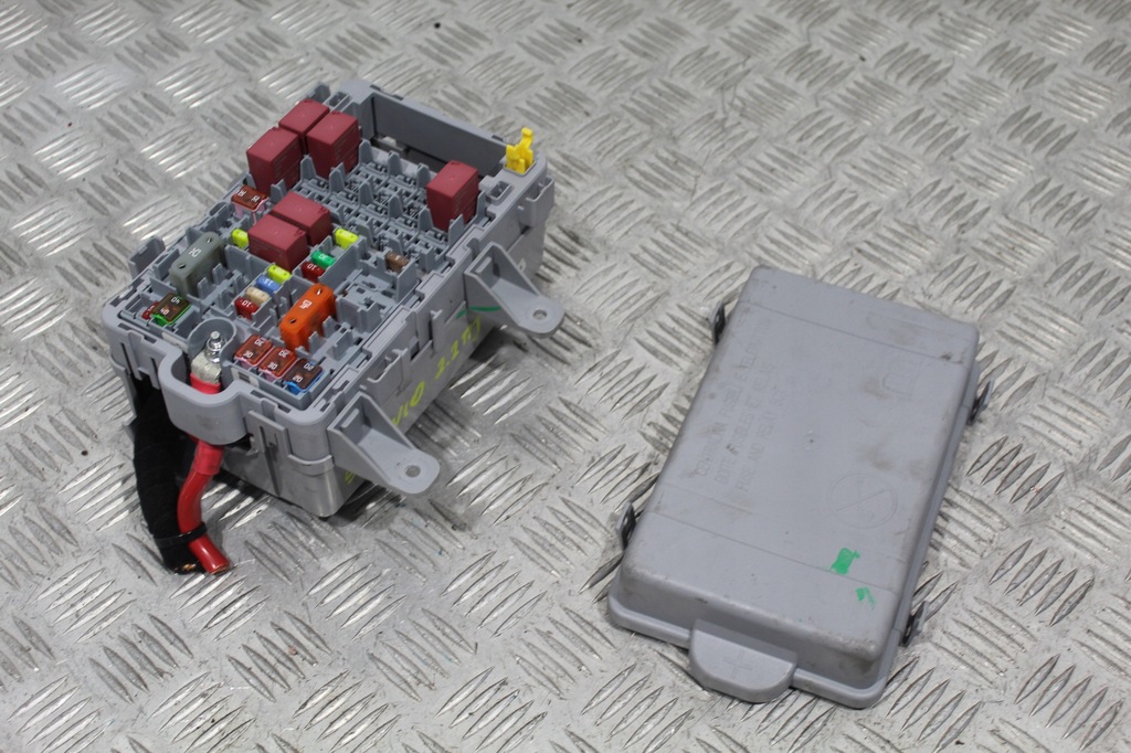 фото №1, Коробка запобіжників корпус stelvio