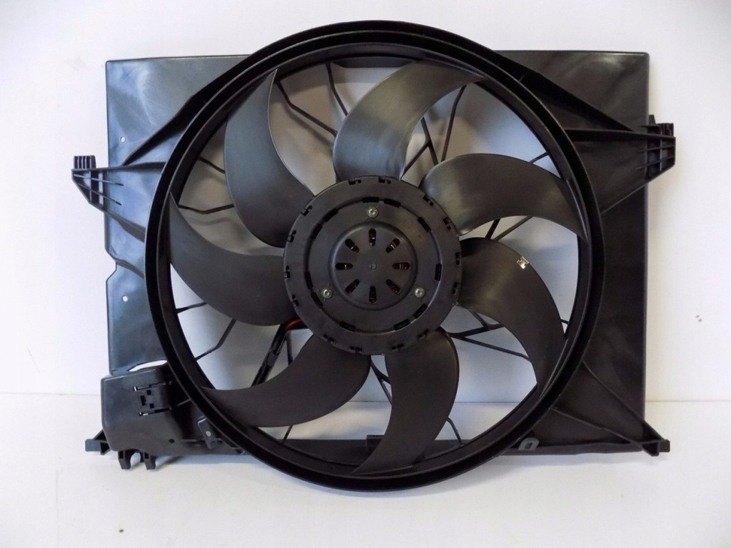 фото №1, Mercedes w221 вентилятор 600w - 4067