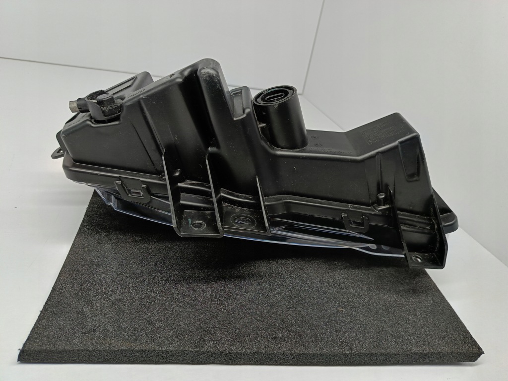 фото №11, Tesla 3 lift y 20- протитуманна фара drl лівий лампа протитуманна led 1624797-00-a