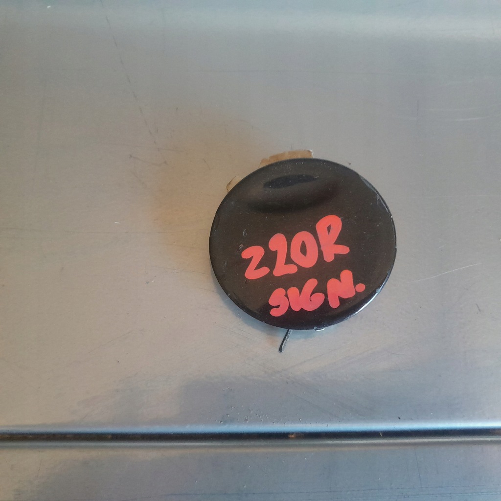 фото №1, Заглушка бампера перед задняя signum цвет z20r