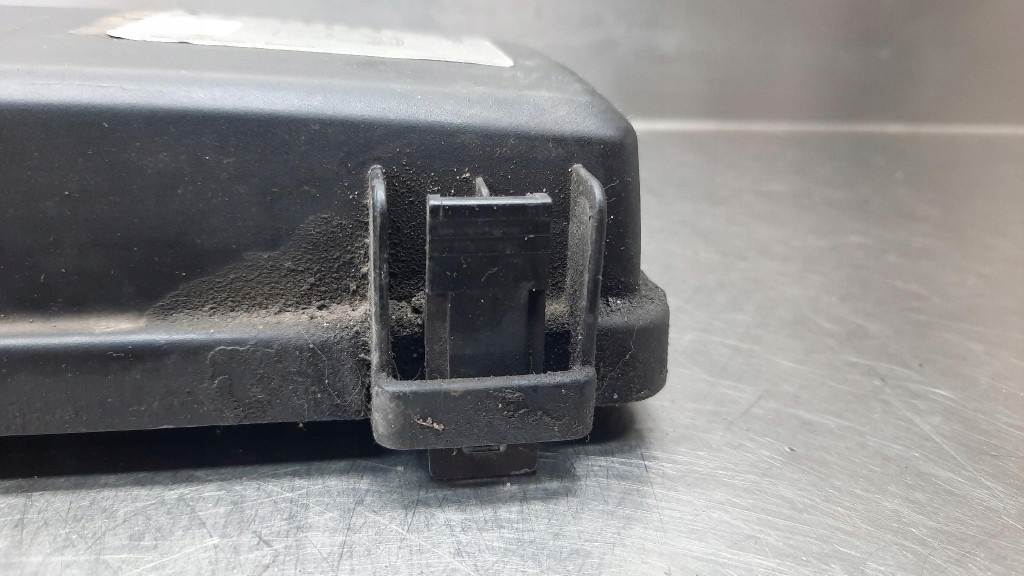 фото №5, Корпус комп'ютер коробка запобіжників xc90 v70 ii xc70 ii 8645259