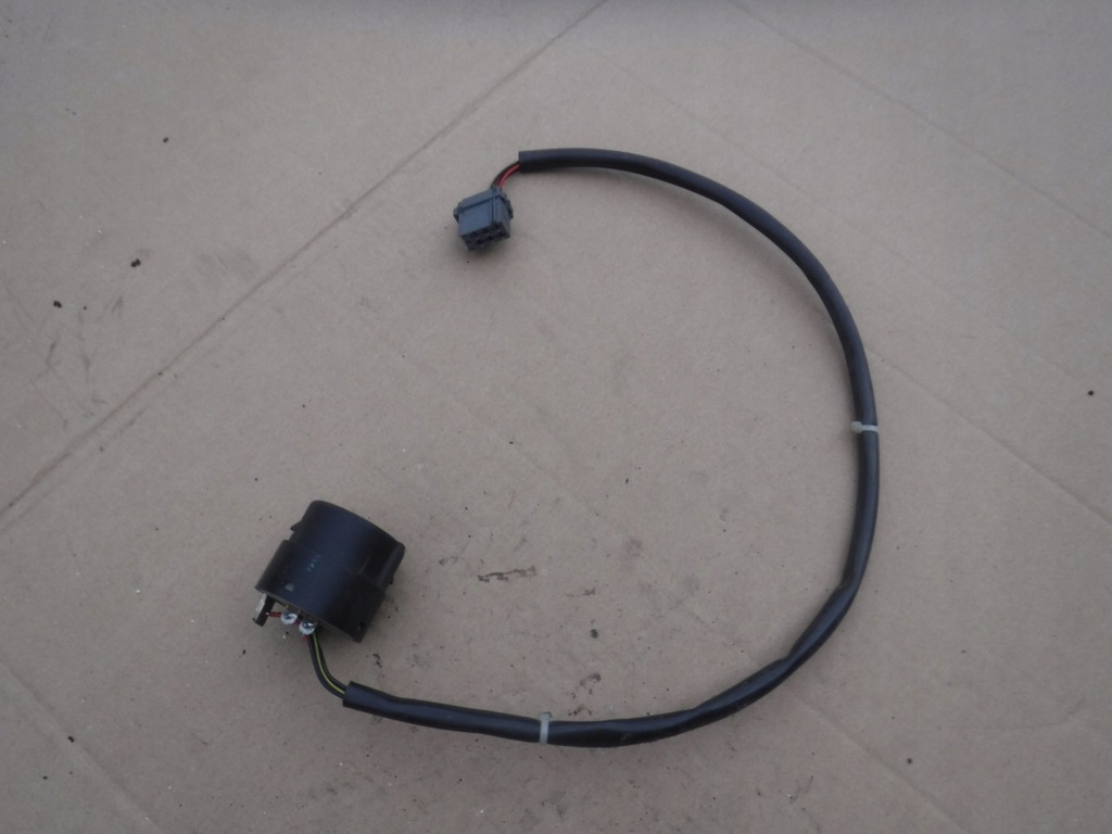 фото №1, Колодка замка зажигания mercedes actros a9435450008