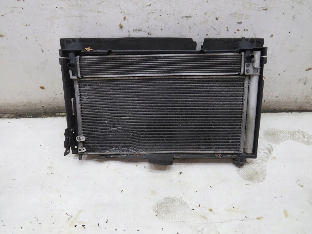 фото №1, Радиатор комплект радиатор prius 3 iii lift 1.8 b