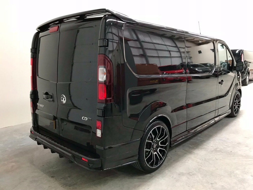 фото №1, Trafic 3, пороги, накладки пороговые, тюнинг, пластик