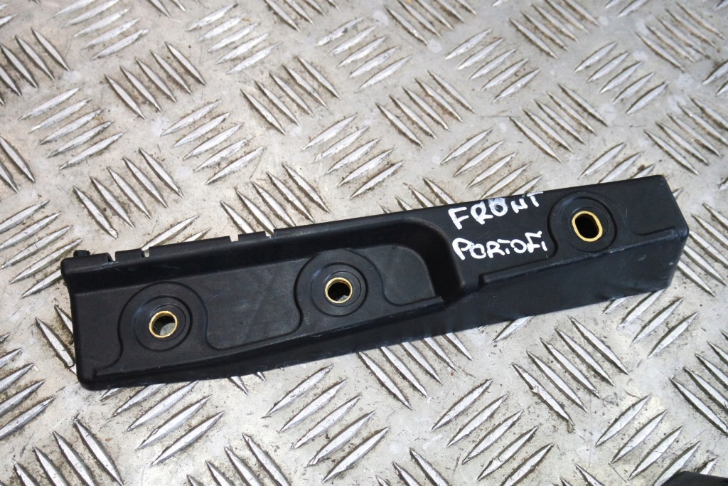 фото №1, Направляющая кронштейн ferrari portofino 888266 1