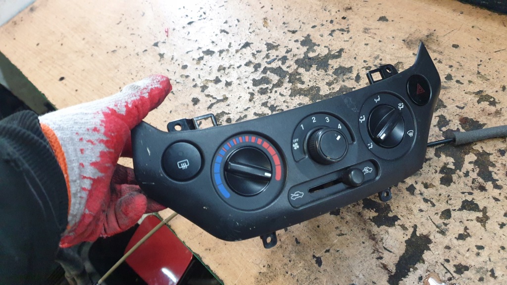 фото №1, Chevrolet aveo t250 панель керування вентиляція